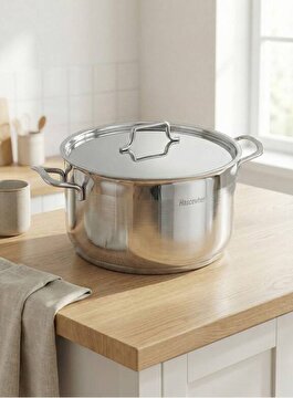 media.product.imagealternatetextformat