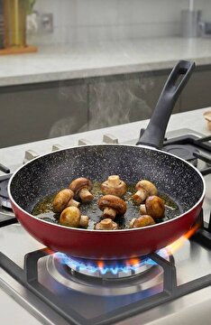 media.product.imagealternatetextformat