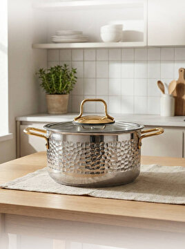 media.product.imagealternatetextformat