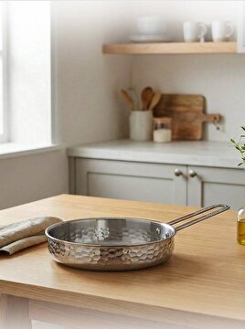 media.product.imagealternatetextformat