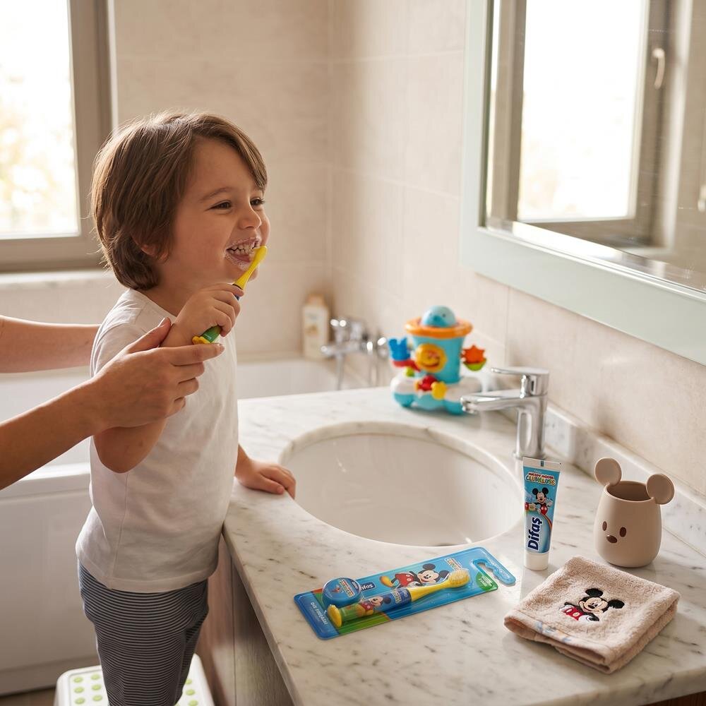 media.product.imagealternatetextformat.details