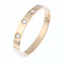 Welch Women's Welch Stone Detailed Gold Women's Stainless Steel Bracelet