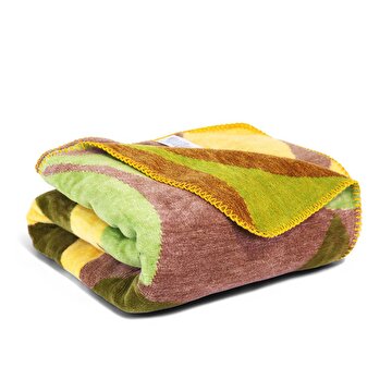 media.product.imagealternatetextformat