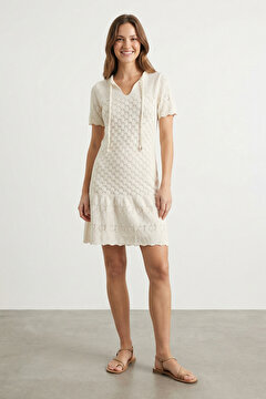 media.product.imagealternatetextformat