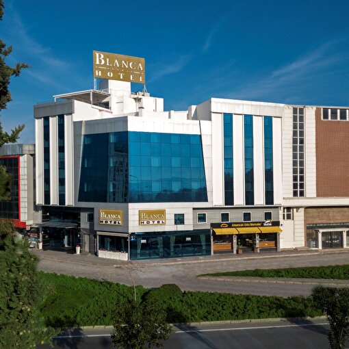 Blanca Hotel İzmir'de 1 Gece 2 Kişi Kahvaltı Dahil Konaklama. ürün görseli