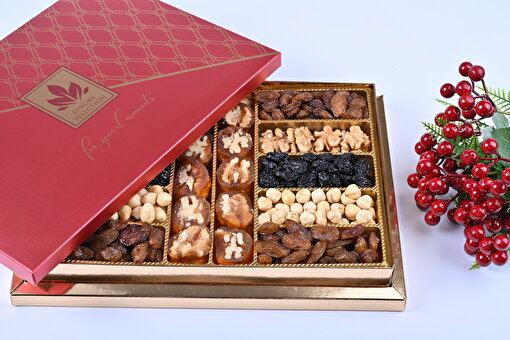 Picture of Tadım Dünyası Variety Gift Nuts 900 g 012