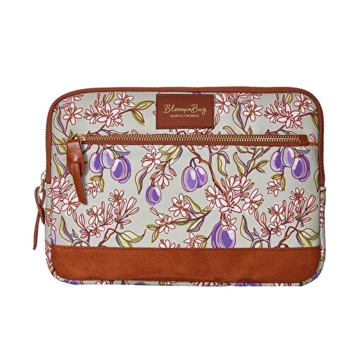 Plums in Bloom iPad / Tablet Kılıfı. ürün görseli