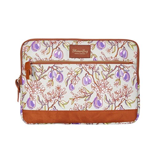 Plums in Bloom 13-14 inç Laptop / Macbook Kılıfı. ürün görseli