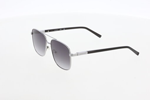 GUESS GÜNEŞ 3040 10B ERKEK GÜNEŞ GÖZLÜĞÜ. ürün görseli