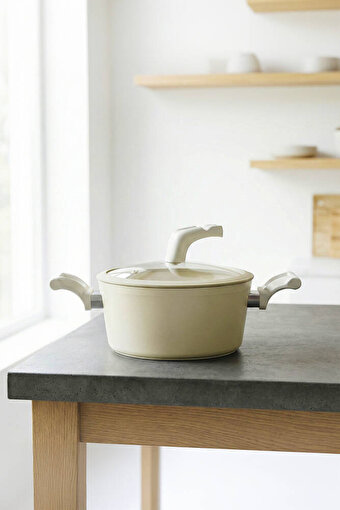 Hascevher Lizbon Seramik 24x11 cm Vega Tencere Cam Kapaklı . ürün görseli