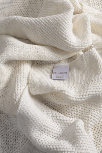 Picture of Koza Home Miel Cream Acrylic Children's Blanket 33659 80x100 KH-33659 80 x 100