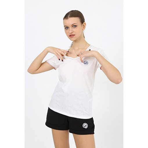 MoonSports Moonsports Kadın V Yaka Dikişli Tshirt,Beyaz/Kırmızı,XS. ürün görseli