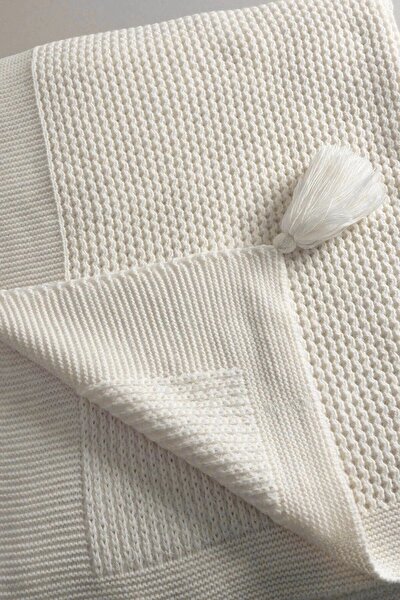 Picture of Koza Home Miel Cream Pom-Pom Edge TV Blanket 37102