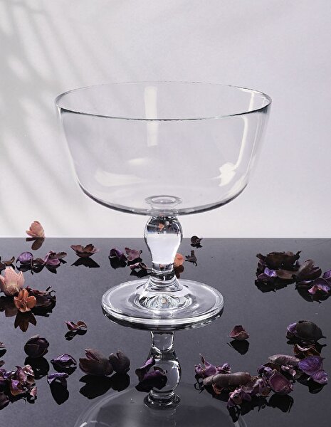Picture of Paşabahçe Patisserie Footed Serving Bowl, 224 mm